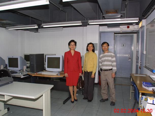  : Monday :  2. February 2004