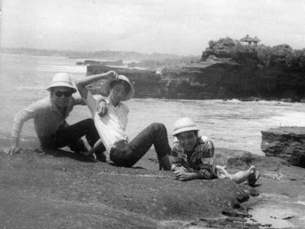 Tanah Lot : Monday : 20. April 1970