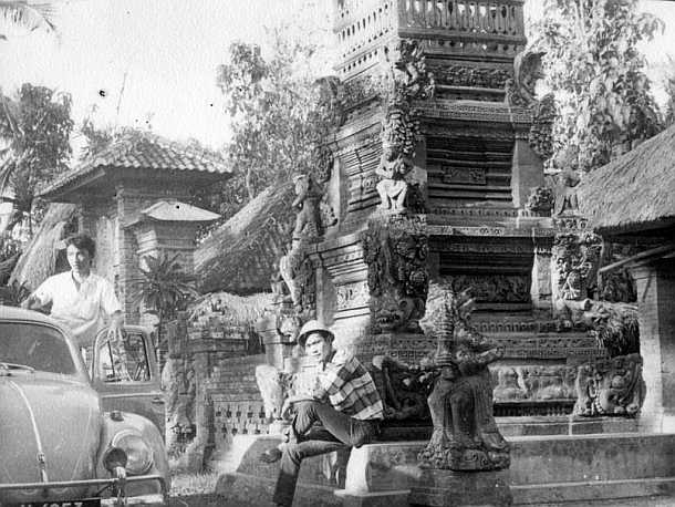 Tampaksiring : Monday : 20. April 1970