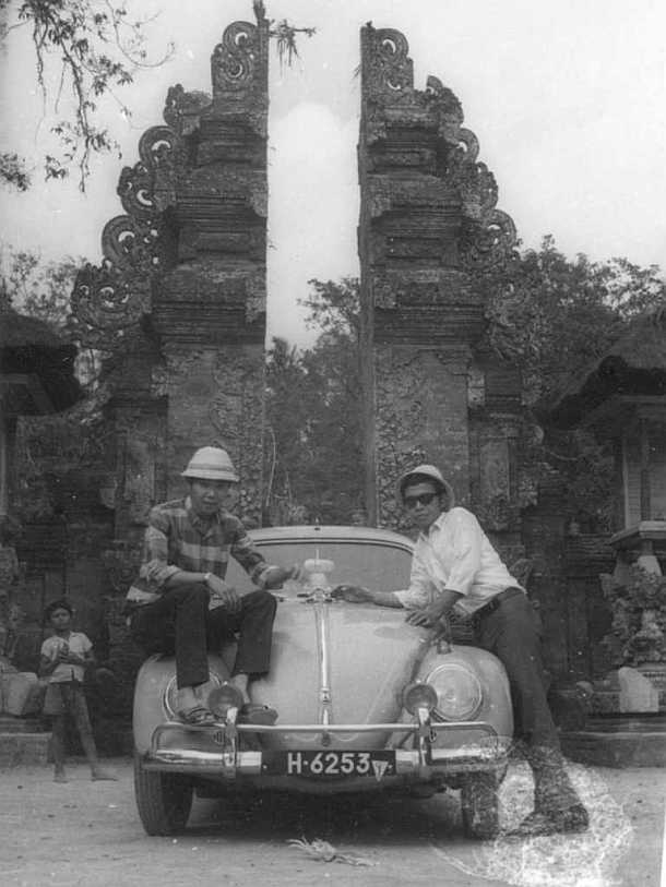 Pura Besakih : Monday : 20. April 1970