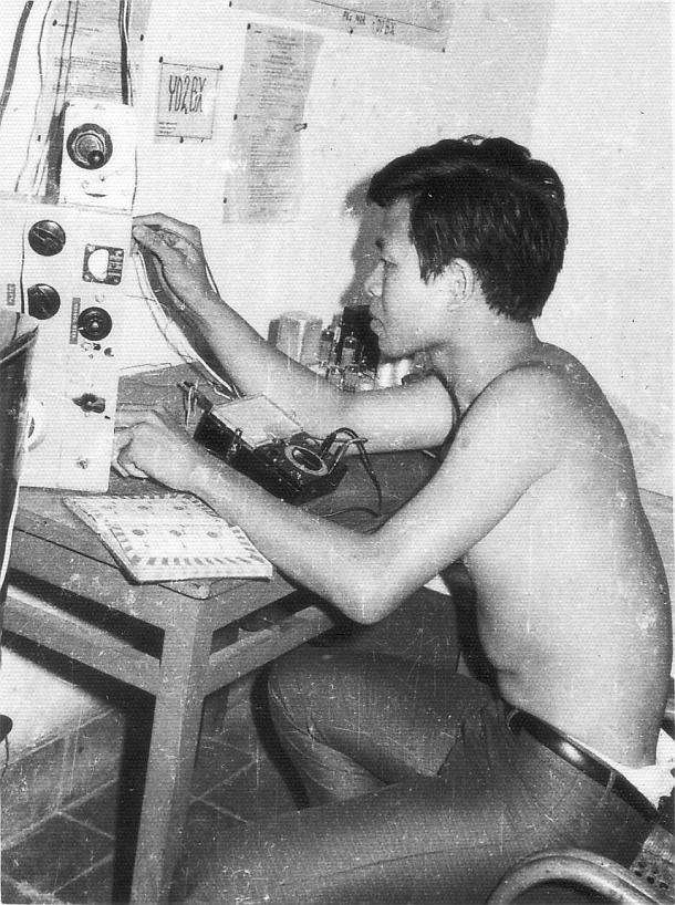 Lagi membetulkan Transmitter : Thursday :  1. January 1970
