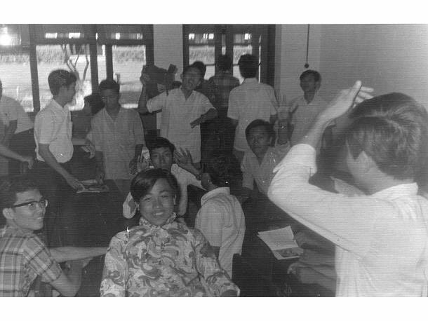 Kelas 3D 1969 Kollege Loyola : Friday :  2. January 1970