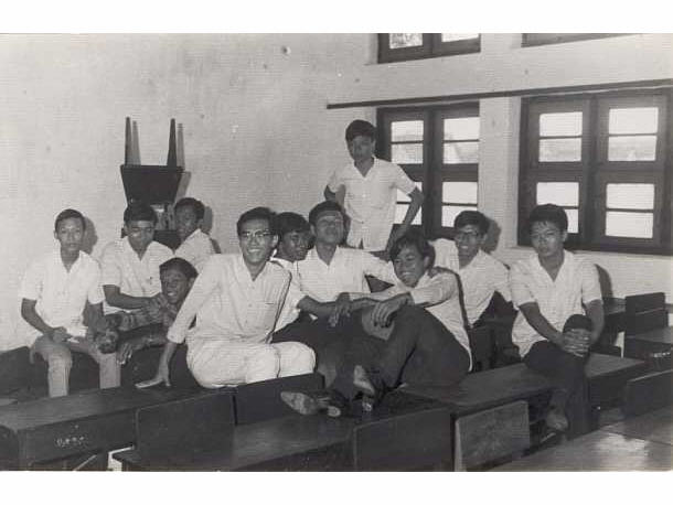 Kelas 3D 1969 Kollege Loyola : Friday :  2. January 1970