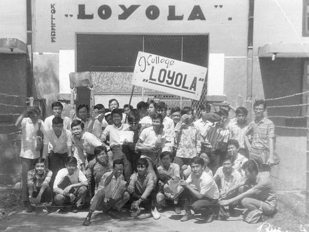 Kollege "LOYOLA" Semarang : Friday :  2. January 1970