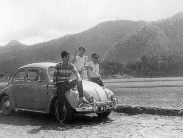 Dalam perjalanan pulang dari Bali : Thursday : 30. April 1970