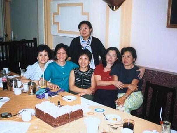 Hotel Santika : Sunday : 18. August 2002