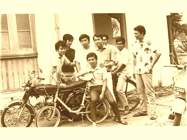 Pertemuan Spontan di Tahun 1969 : Thursday : 01. January 1970