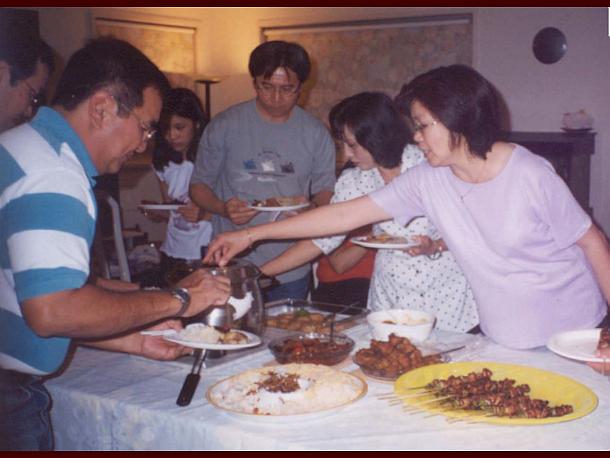 Pertemuan di Hari Minggu : Sunday : 06. October 2002