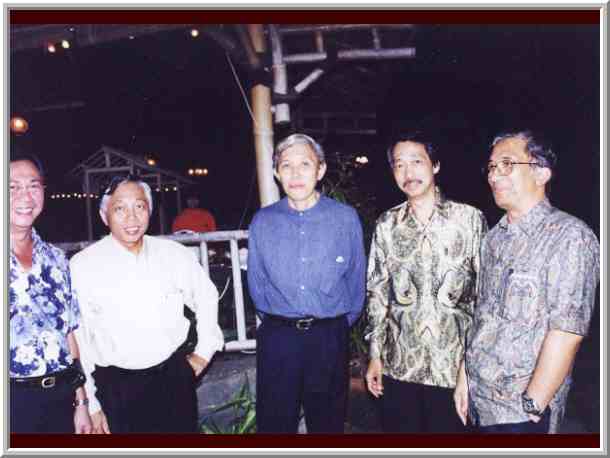 Pertemuan Loyola-69 di Regensi Bukit Indah, Semarang, 31 Mei 2003 : Saturday : 31. May 2003