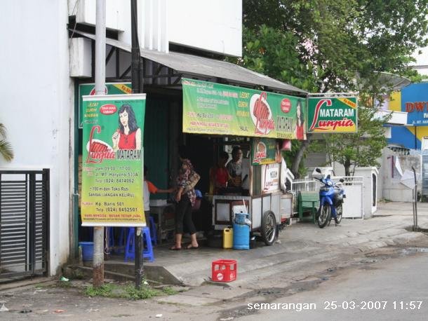 lumpiasemarang2.jpg