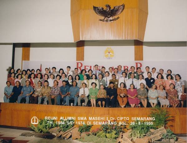 Reuni Alumni 1954 - 1974 SMA Masehi I  Mlaten : Saturday : 26. August 1995