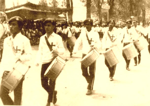 Drum Band SMA Masehi I Perayaan 17 Agustus 1965 : Tuesday : 17. August 1965